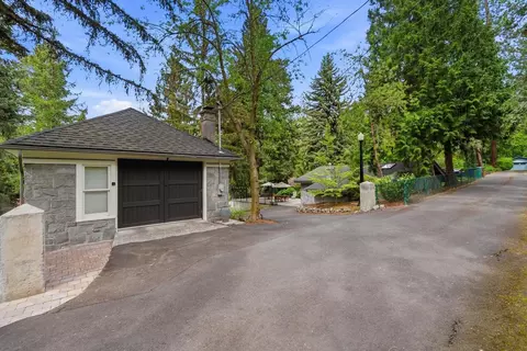 Exterior - 1122 E 20th Ave, Spokane, WA 99203 photo 7 of 18
