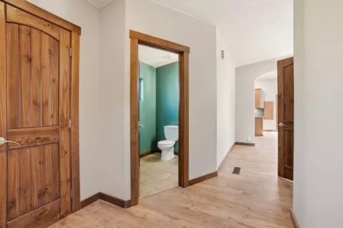Entry Way - 4028 E 28th Ave, Spokane, WA 99223 photo 3 of 3
