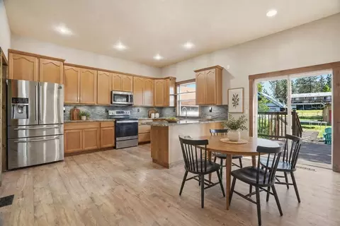 Kitchen - 4028 E 28th Ave, Spokane, WA 99223 photo 1 of 3