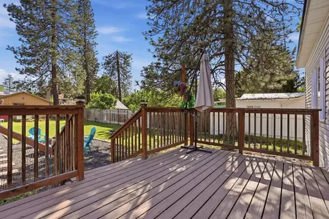Exterior - 4028 E 28th Ave, Spokane, WA 99223 photo 4 of 9
