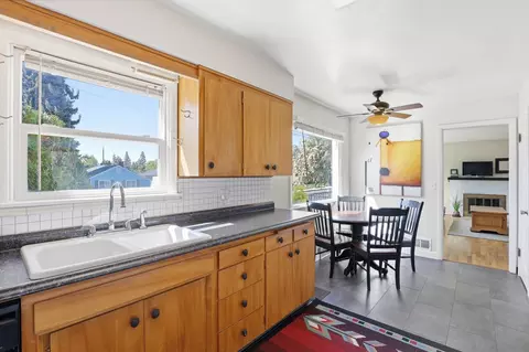 Kitchen - 825 E 37th Ave, Spokane, WA 99203 photo 4 of 5