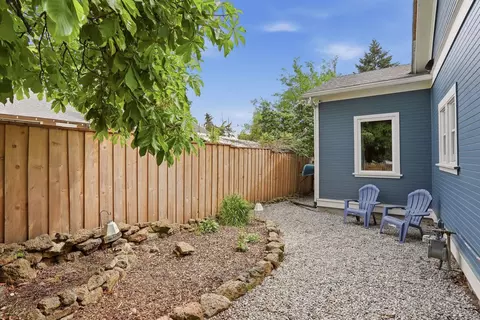 Exterior - 910 E 34th Ave, Spokane, WA 99203 photo 14 of 14