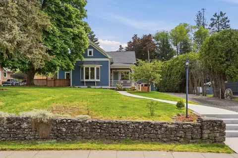 Exterior - 910 E 34th Ave, Spokane, WA 99203 photo 3 of 14