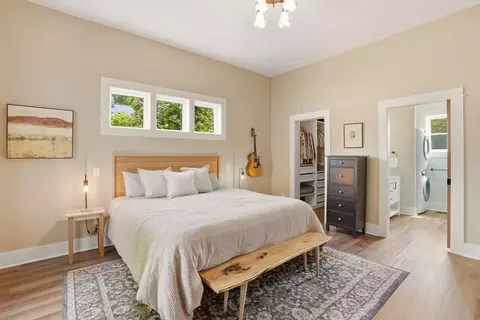 Bedroom - 910 E 34th Ave, Spokane, WA 99203 photo 1 of 4