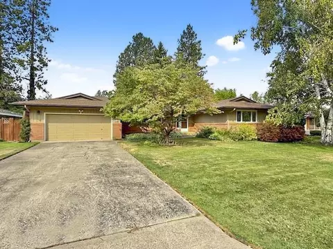 4222 S Madelia St, Spokane, WA 99203
