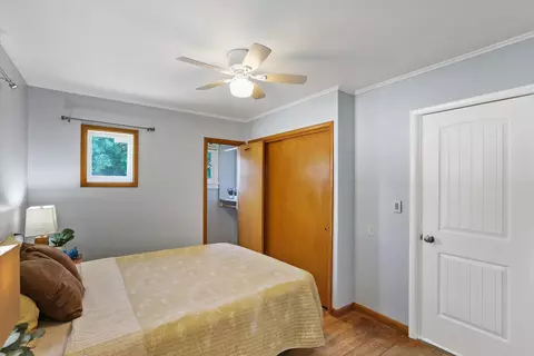 Bedroom - 1032 E 33rd Ave, Spokane, WA 99203 photo 2 of 4
