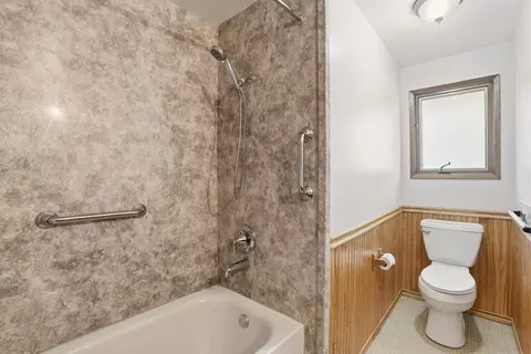 Bath - 11119 E 26th Ave, Spokane Valley, WA 99206 photo 4 of 5