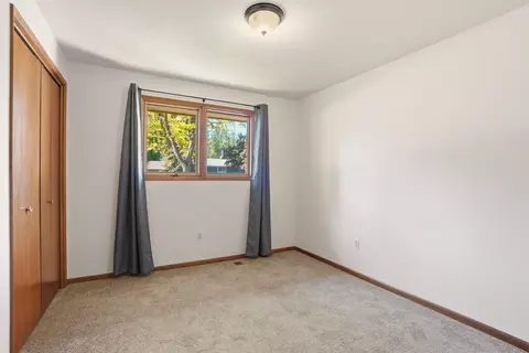 Bedroom - 11119 E 26th Ave, Spokane Valley, WA 99206 photo 5 of 6