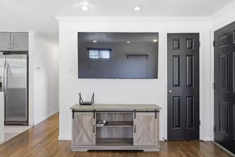 Entry Way - 725 E Dalke Ave, Spokane, WA 99208 photo 1 of 5