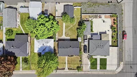View/Area - 725 E Dalke Ave, Spokane, WA 99208 photo 1 of 2