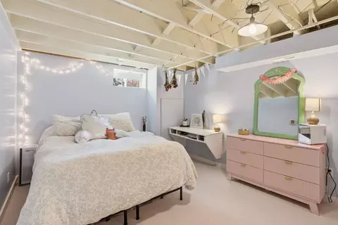 Bedroom - 1311 E 40th Ave, Spokane, WA 99203 photo 6 of 6