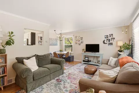 Living - 1311 E 40th Ave, Spokane, WA 99203 photo 1 of 3