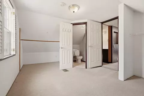 Bedroom - 1708 E 34th Ave, Spokane, WA 99203 photo 5 of 8