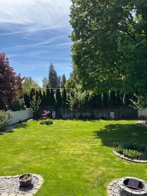 Exterior - 1708 E 34th Ave, Spokane, WA 99203 photo 12 of 16