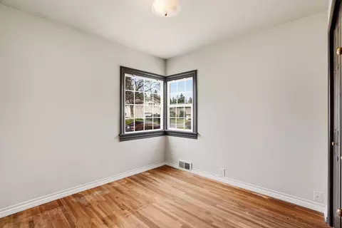 Bedroom - 1708 E 34th Ave, Spokane, WA 99203 photo 1 of 8