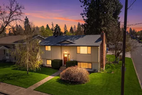 3433 W Wellesley Ave, Spokane, WA 99205