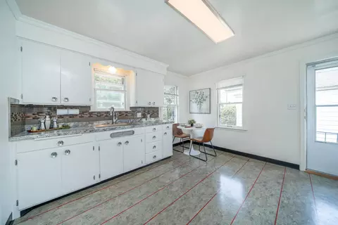 Kitchen - 211 E Hoffman Ave, Spokane, WA 99207 photo 2 of 6