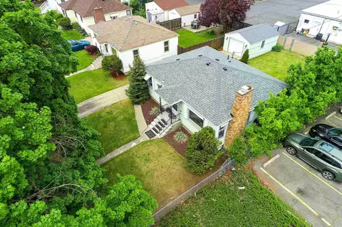 View/Area - 211 E Hoffman Ave, Spokane, WA 99207 photo 6 of 6