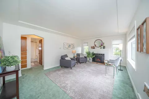 Living - 211 E Hoffman Ave, Spokane, WA 99207 photo 1 of 3