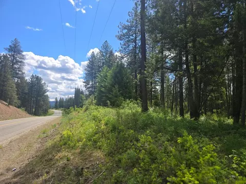 35 Nn Northport Flat Creek Rd, Kettle Falls, WA 99141