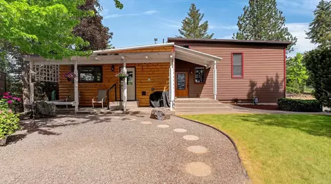3116 E Center Rd, Mead, WA 99021