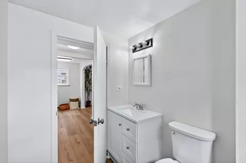 Bath - 207 E Baldwin Ave, Spokane, WA 99207 photo 3 of 3
