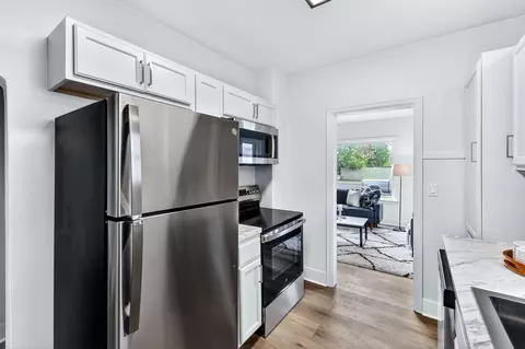 Kitchen - 207 E Baldwin Ave, Spokane, WA 99207 photo 4 of 6