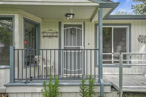 Exterior - 10907 E 17th St, Spokane, WA 99206 photo 6 of 11