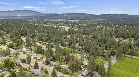 View/Area - 10907 E 17th St, Spokane, WA 99206 photo 6 of 9