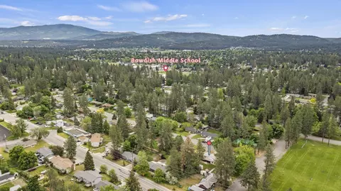 View/Area - 10907 E 17th St, Spokane, WA 99206 photo 7 of 9
