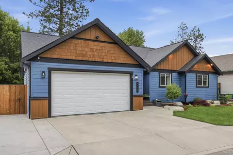 Exterior - 4121 E 15th Ave, Spokane, WA 99223 photo 3 of 11
