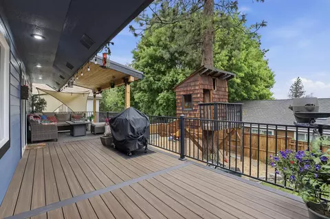 Exterior - 4121 E 15th Ave, Spokane, WA 99223 photo 4 of 11