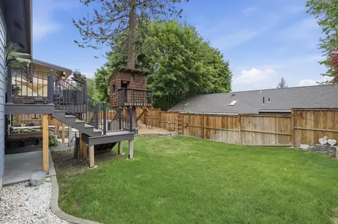 Exterior - 4121 E 15th Ave, Spokane, WA 99223 photo 9 of 11