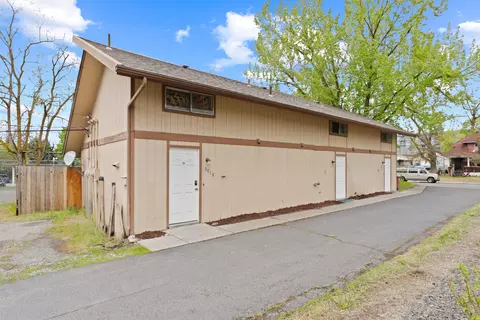 Exterior - 3018 E Jackson Ave, Spokane, WA 99207 photo 2 of 7