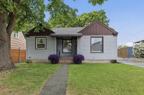 4215 N Maple St, Spokane, WA 99205
