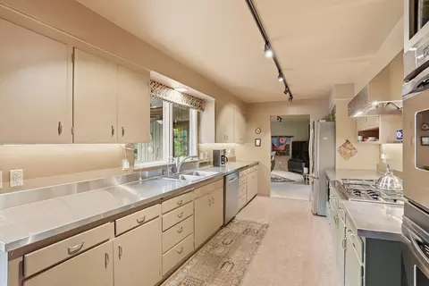 1104 E 26th Ave, Spokane, WA 99203 photo 9