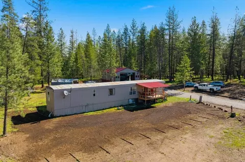 3858 C Agar Rd, Loon Lake, WA 99148