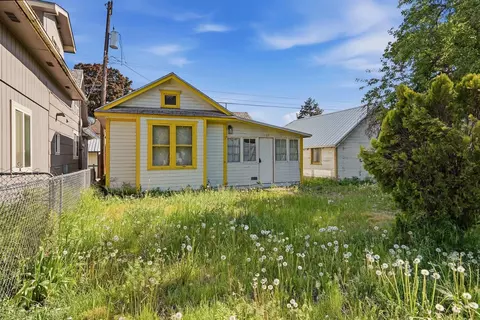 1127 W Gordon Ave, Spokane, WA 99205