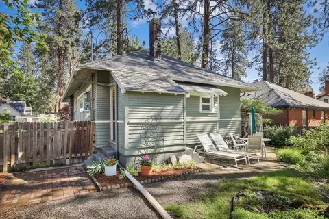 Exterior - 1014 E 18th Ave, Spokane, WA 99203 photo 4 of 6