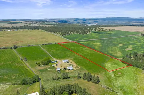 132 N Nn N Wood Rd, Reardan, WA 99029