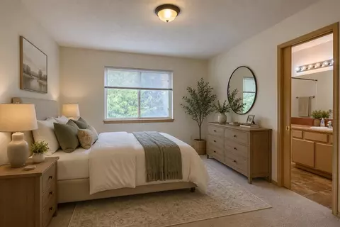 Bedroom - 4262 E 33rd Ave, Spokane, WA 99223 photo 4 of 7