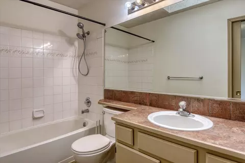 Bath - 4262 E 33rd Ave, Spokane, WA 99223 photo 1 of 2