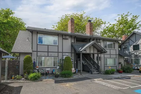306 E Weile Ave UNIT 4, Spokane, WA 99208