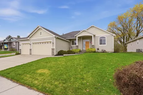 9723 W January Dr, Cheney, WA 99004
