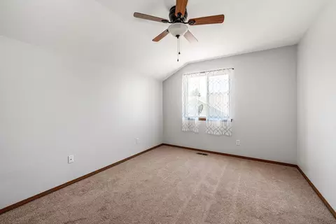 Bedroom - 9815 E Springfield Ln, Spokane Valley, WA 99206 photo 6 of 7