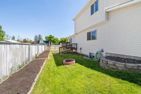 Exterior - 9815 E Springfield Ln, Spokane Valley, WA 99206 photo 6 of 8