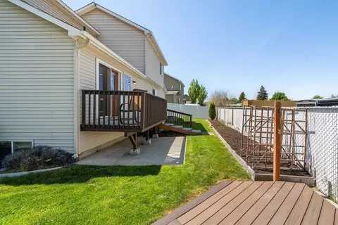 Exterior - 9815 E Springfield Ln, Spokane Valley, WA 99206 photo 3 of 8