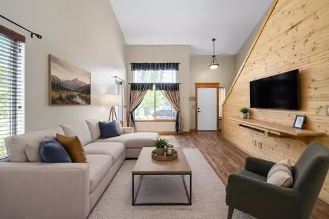 Living - 9815 E Springfield Ln, Spokane Valley, WA 99206 photo 1 of 3