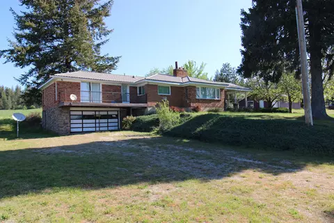 4881 A Carr Rd, Clayton, WA 99110