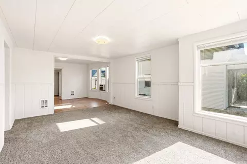 Living - 2123 E 6th Ave, Spokane, WA 99202 photo 5 of 9